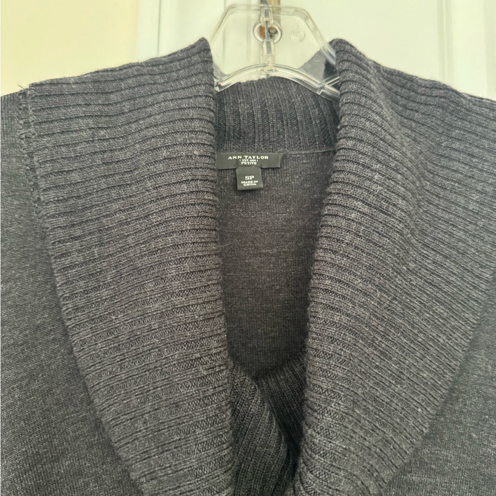 Ann Taylor Charcoal Knit Sweater